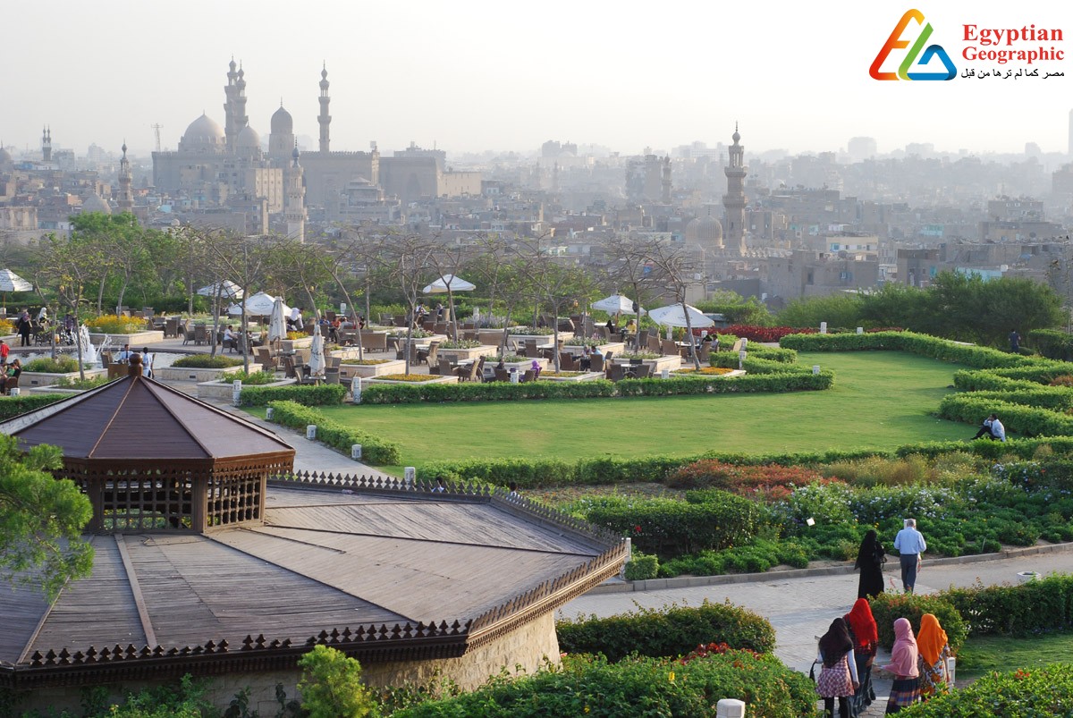 حديقة الأزهر واحة في وسط القاهرة
