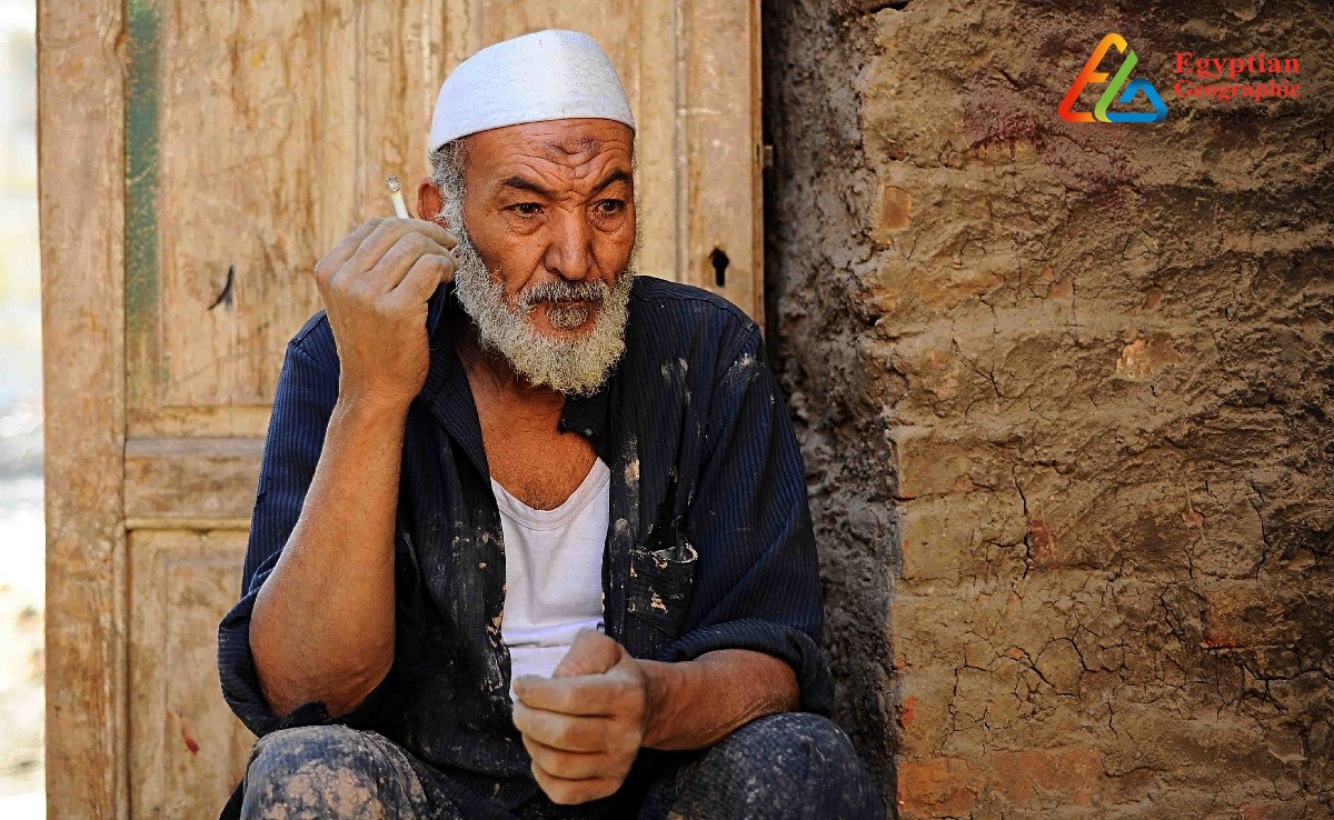 Uncle Ramadan an artist who transforms mud into artifacts